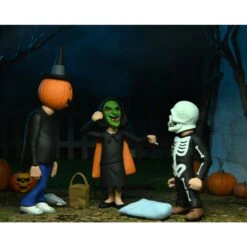 Halloween 3 Toony Terrors “Trick Or Treaters” 3-pack NECA -Model Figure Shop halloween 3 toony terrors trick or treaters 3 pack neca 5