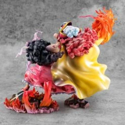 One Piece Big Mom P.O.P SA-Maximum Megahouse -Model Figure Shop one piece big mom pop sa maximum megahouse 3