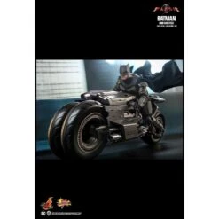 The Flash Batman & Batcycle Movie Masterpiece Hot Toys -Model Figure Shop the flash batman batcycle movie masterpiece hot toys 2