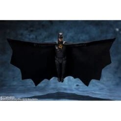 The Flash Batman S.H. Figuarts Tamashii Nations -Model Figure Shop the flash batman sh figuarts tamashii nations 4